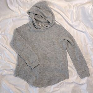 Loft hooded Sweater. Item 049